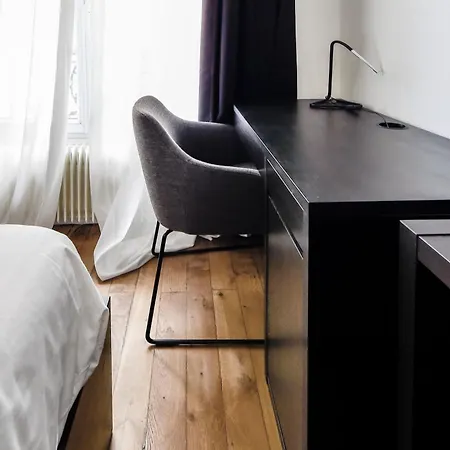 Bnbnova - 2br - Eiffel Tower & Grenelle Parijs
